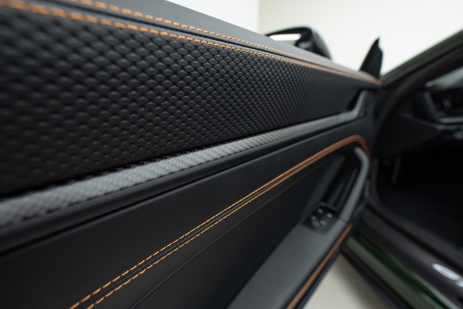 2025 PORSCHE 911 GT3 TOURING | MAIN DEALER WARRANTY | HIGH SPEC